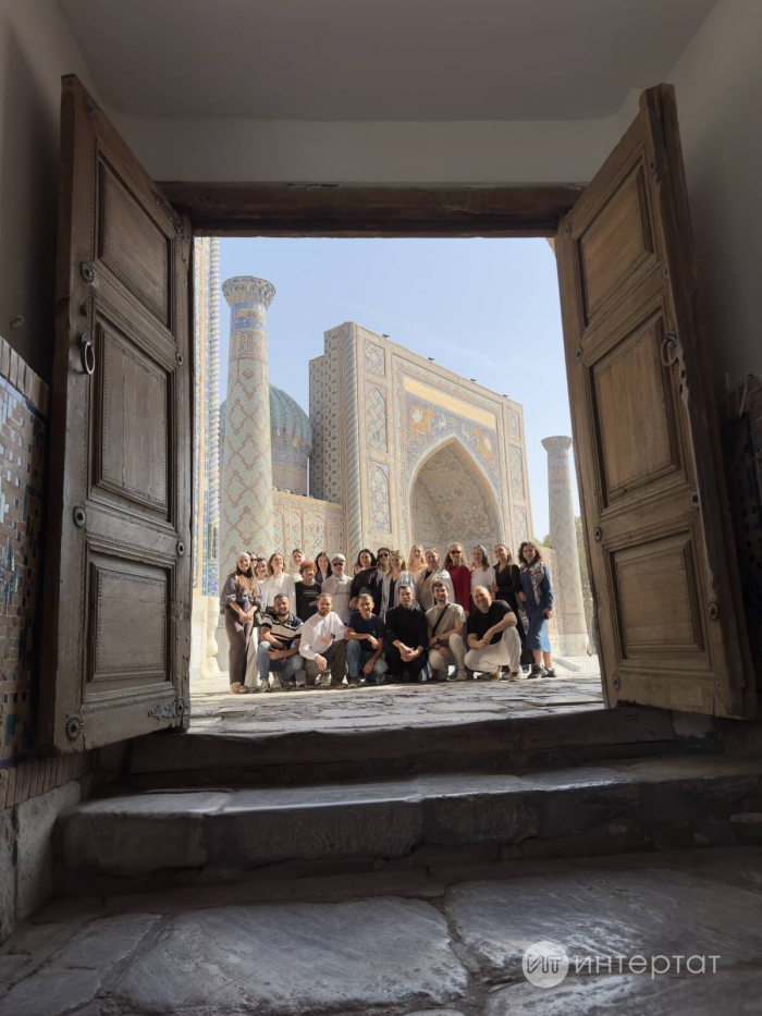 «Бала алып кайта алмаучылар Биби-ханым мәчетенә агыла»: Сәмәркандның могҗизалы урыннары