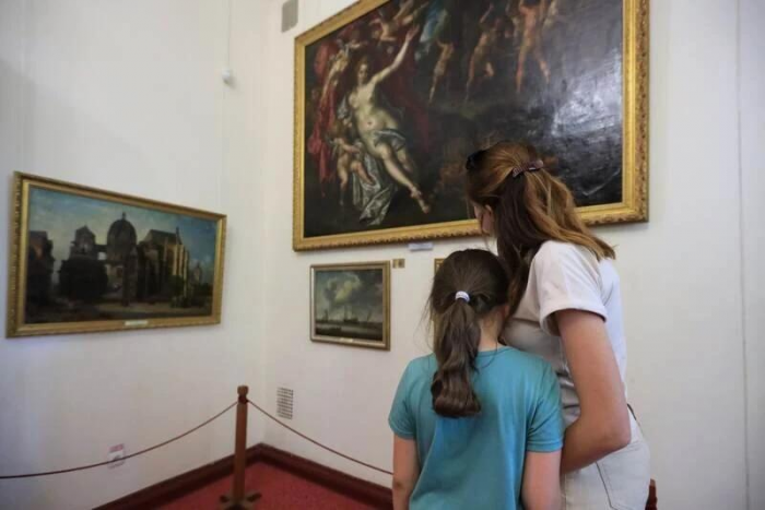 Квесты, рыцари и вулканы: на какие экскурсии сходить с детьми