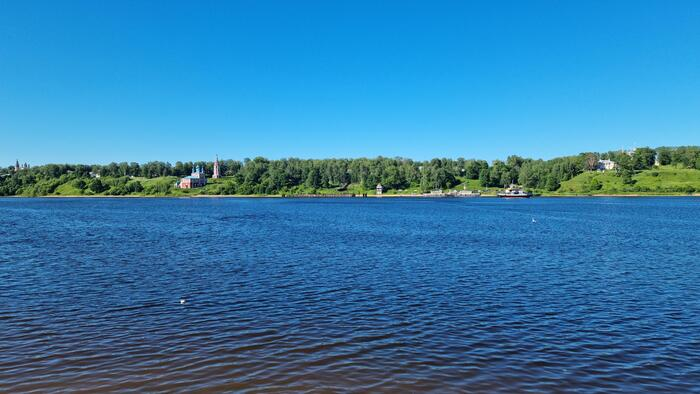 Тутаев: город двух берегов, лодочное такси и тайна церковных колоколов. День тридцать шестой