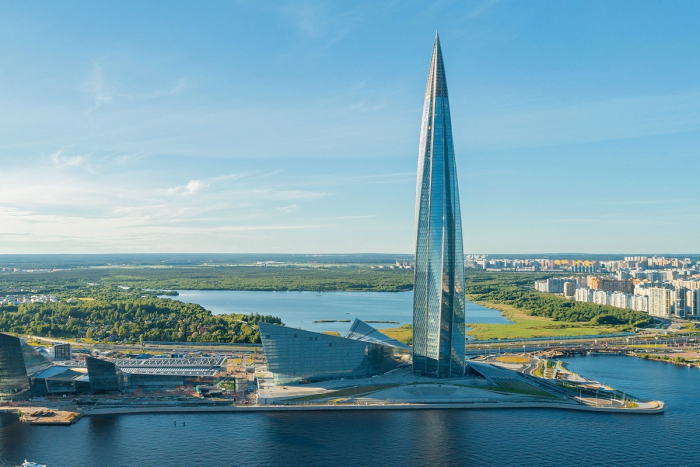 Петербургская «кукурузина»: интересные факты о «Лахта Центре»