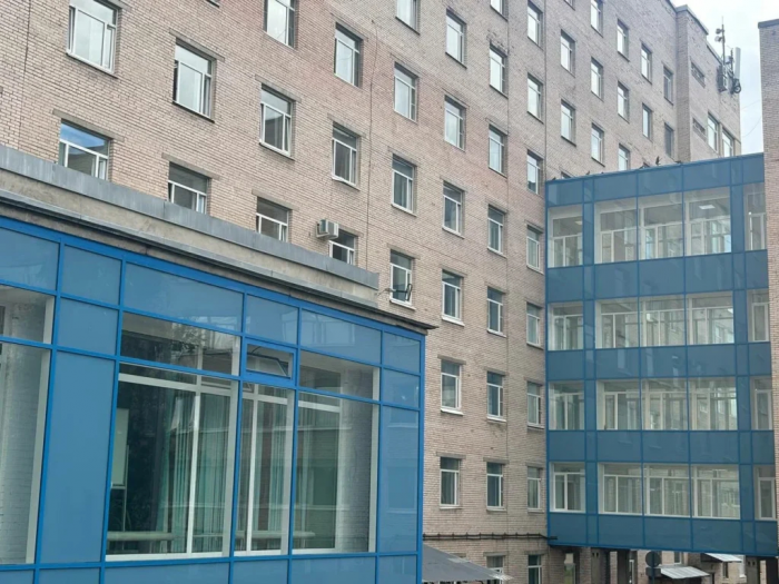 Маломобильные петербуржцы могут рассчитывать на помощь. Как Смольный реализует президентский проект