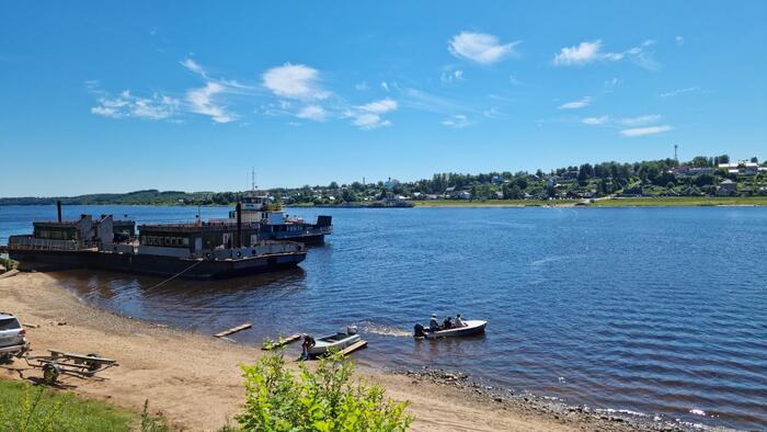 Тутаев: город двух берегов, лодочное такси и тайна церковных колоколов. День тридцать шестой