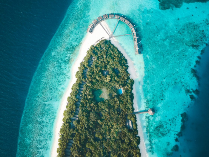 Курорт NH Collection Maldives Reethi Resort на атолле Баа снова открыл свои двери
