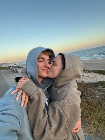 От Калифорнии до Камчатки: как Екатерина Климова с сыном, Анна Седокова, Марат Сафин, миллиардер Николай Саркисов с девушкой и Ида Галич проводят отпуск