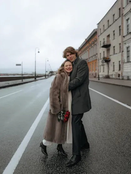 Художница Маша Янковская, которая недавно развелась с мужем, вновь вышла замуж