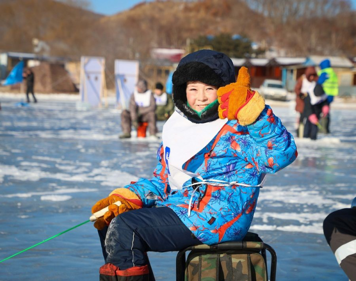 «Восточники» выяснили, кто лучший в подлёдном лове