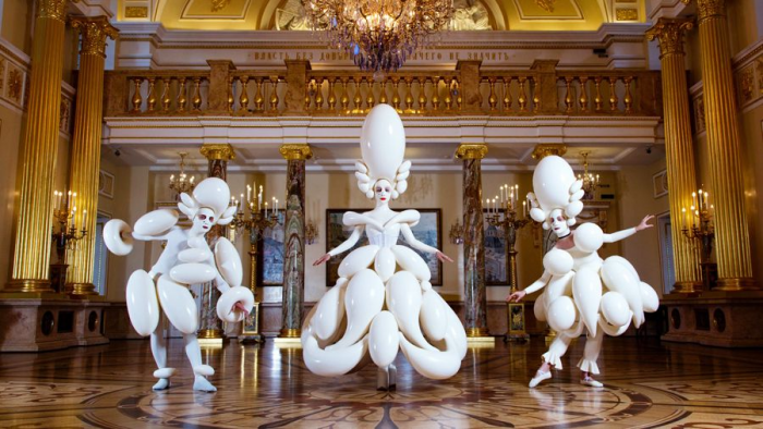 Барокко, маскарады и Дзига Вертов: рассказываем о выставках февраля