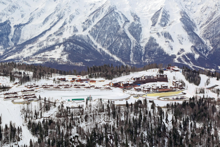 Куда поехать на новогодние: 6 направлений для тех, кто устал сидеть дома на каникулах