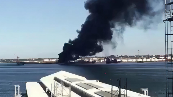 Пожар произошел на нефтеперерабатывающем заводе на Кубе