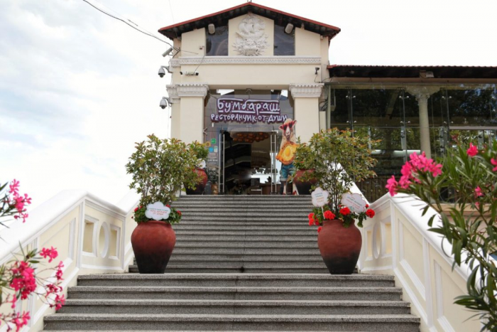 Ренессанс у моря: как знаковые рестораны Сочи переживают новую жизнь