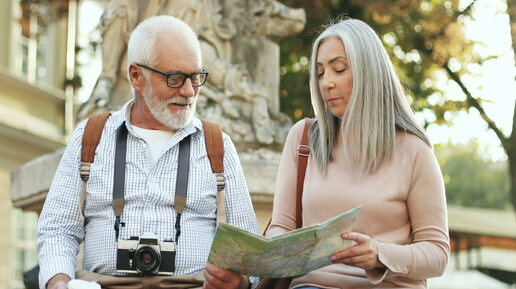 То, что мужчина скрывает дома, всплывает в аэропорту: почему Хемингуэй был чертовски прав о путешествиях