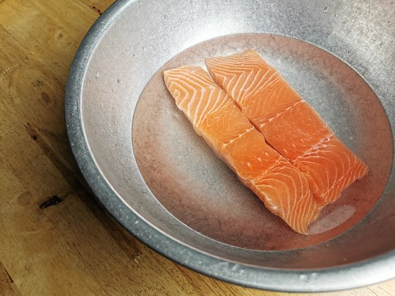 Как вкусно засолить нерку в домашних условиях: сухой и мокрый способы