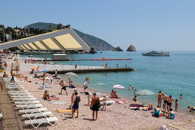 Где отдыхать в июле 2026 года? Лучшие направления в России и за границей