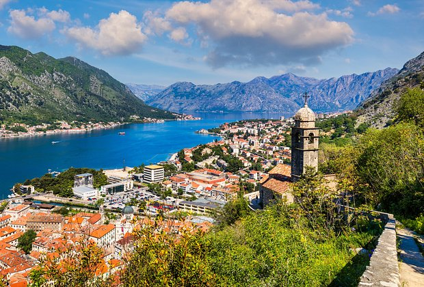 Отдых в Черногории в 2026 году: как добраться, где остановиться, что посмотреть, цены