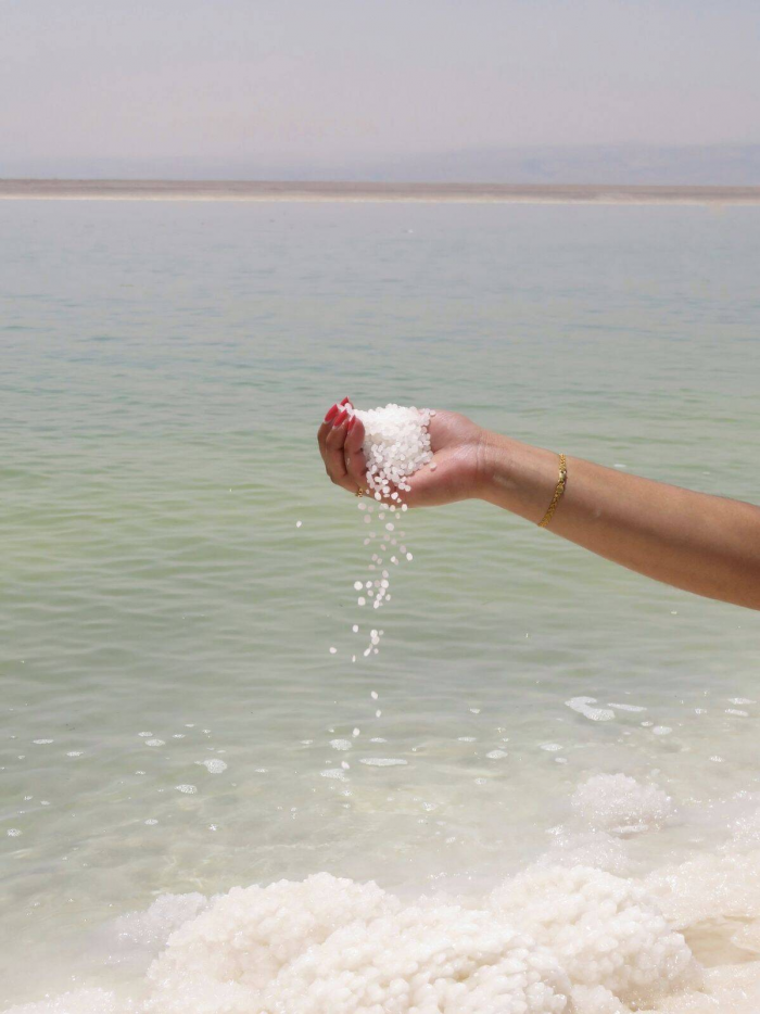 Почему океаны солёные, если в них впадают пресные реки