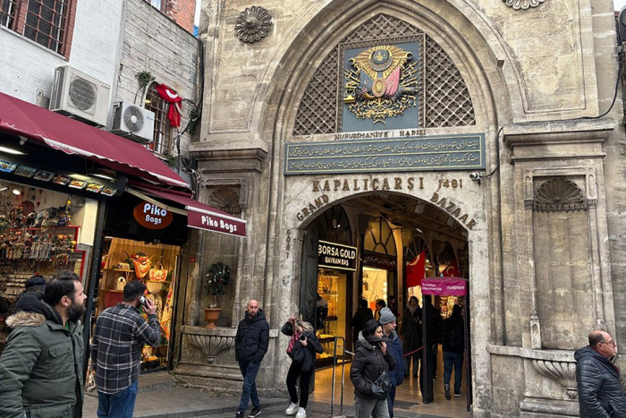 Постучись в его дверь. Как провести незабываемые выходные в турецком городе, который заменил россиянам Париж и Дубай