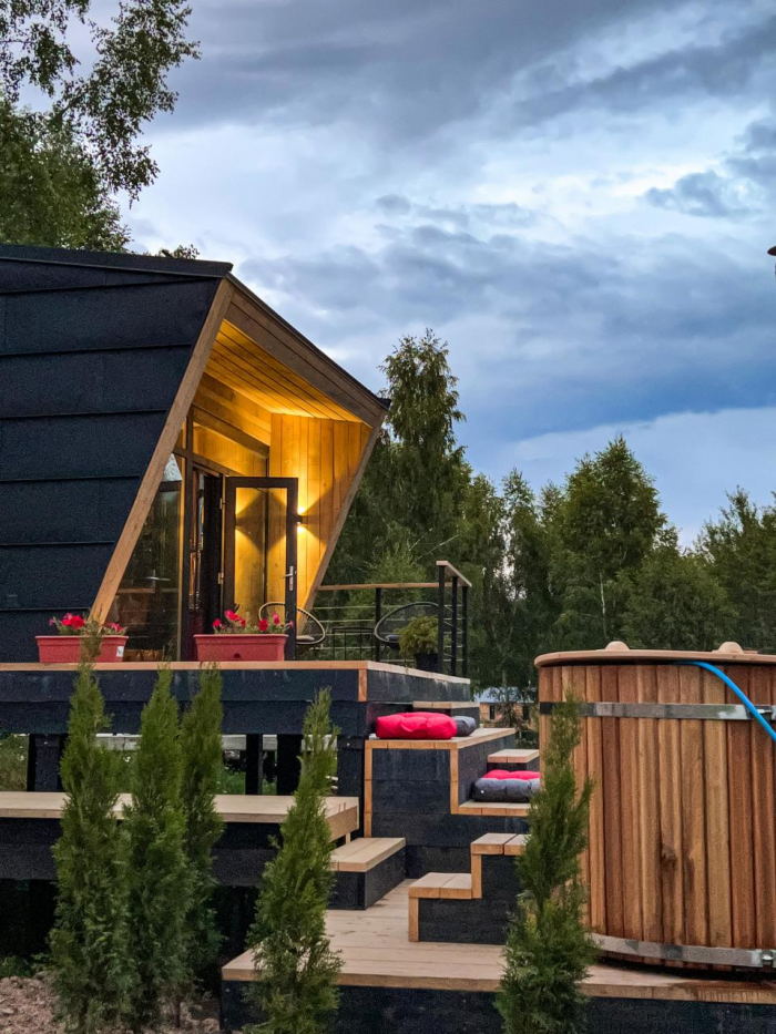 Куда поехать на майские праздники в Подмосковье: 7 проверенных парк-отелей с бассейнами