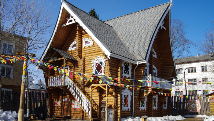 Кто такая Снегурочка и где она живет