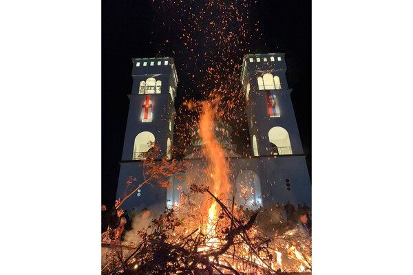 Как россияне встречали Новый год в армии, рехабе и на Крайнем Севере. «Санта летит над нашей частью»