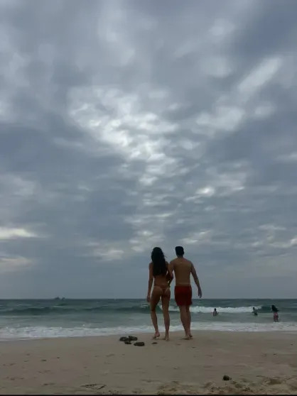 Как Дженнифер Лопес, Кристина Орбакайте, Илон Маск, Селена Гомес и Надежда Оболенцева отметили День Благодарения