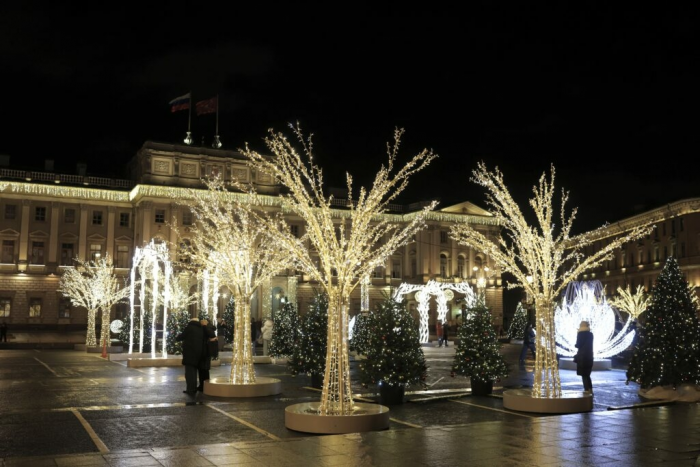 В Петербурге создали больше десятка мест для уникальных новогодних фото