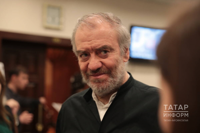 «Тавышың юк, дигәннәр иде»: Альбина Шаһиморатованың тулай торактан дөнья сәхнәсенә юлы