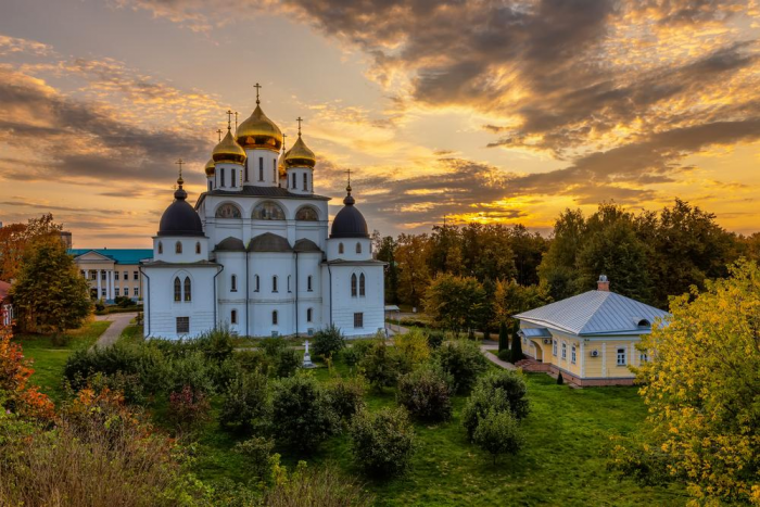 Куда поехать на майские праздники в Подмосковье: 5 городов, до которых добираться меньше 1 часа