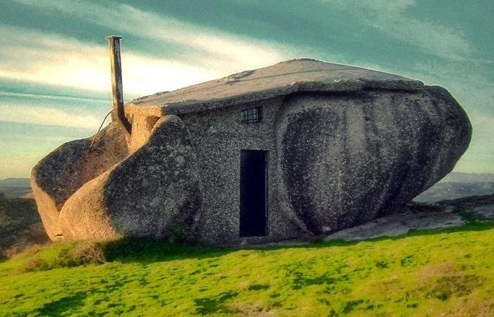 4 странных места на планете, при взгляде на которые не верится, что там можно жить