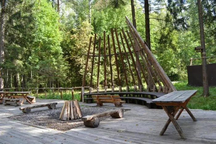 Куда поехать на майские праздники в Подмосковье: 7 проверенных парк-отелей с бассейнами