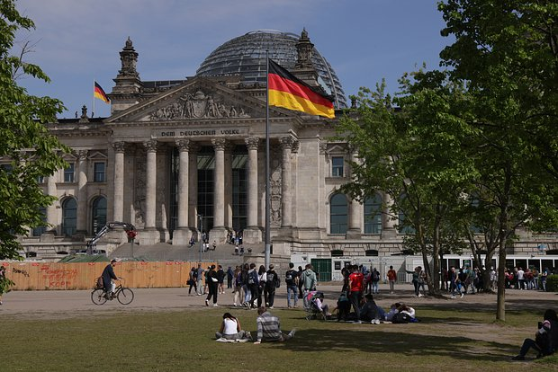 «Заваливают в сауну и в чем мать родила расползаются по полкам». Какие привычки немцев шокируют россиян?