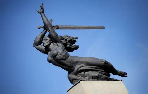 Что теперь говорят немцы о "Родине-матери" на Мамаевом кургане?