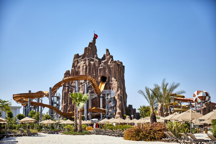 Губка Боб и самая большая горка в мире: 5 причин посетить The Land of Legends и Nickelodeon Hotels в Анталье