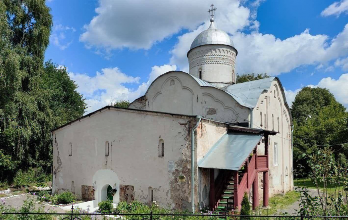 Старинный красивый русский город, где почти нет туристов