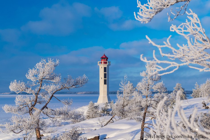 «Он излучал силу, надежность и уверенность» Россиянин 10 лет фотографирует маяки. Как их свет изменил его жизнь?