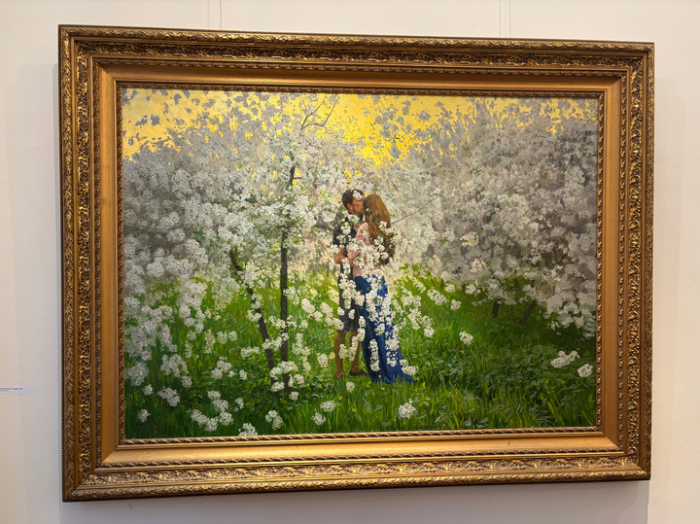 В Москве Леонардо да Винчи рассекает на велосипеде