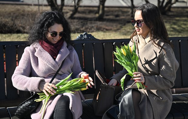 Выходные и праздники в феврале и марте 2026 года. Как отдыхаем, выгодно ли брать отпуск