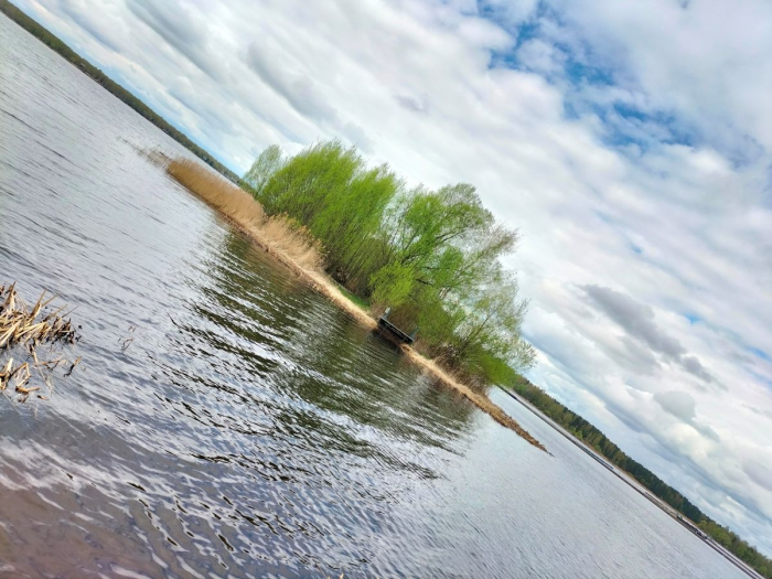 Искусство «Между небом и водой»