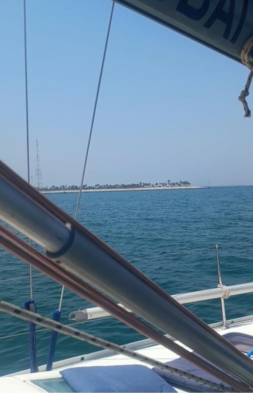 ОДИН РАБОЧИЙ ДЕНЬ НА ПАРУСНИКЕ