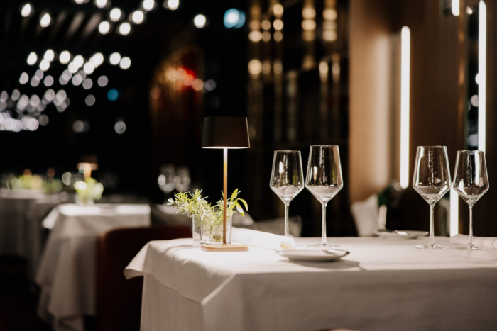 Две звезды Michelin на Кипре: Alex Dilling проведёт гастрономические вечера в Cap St Georges Hotel & Resort