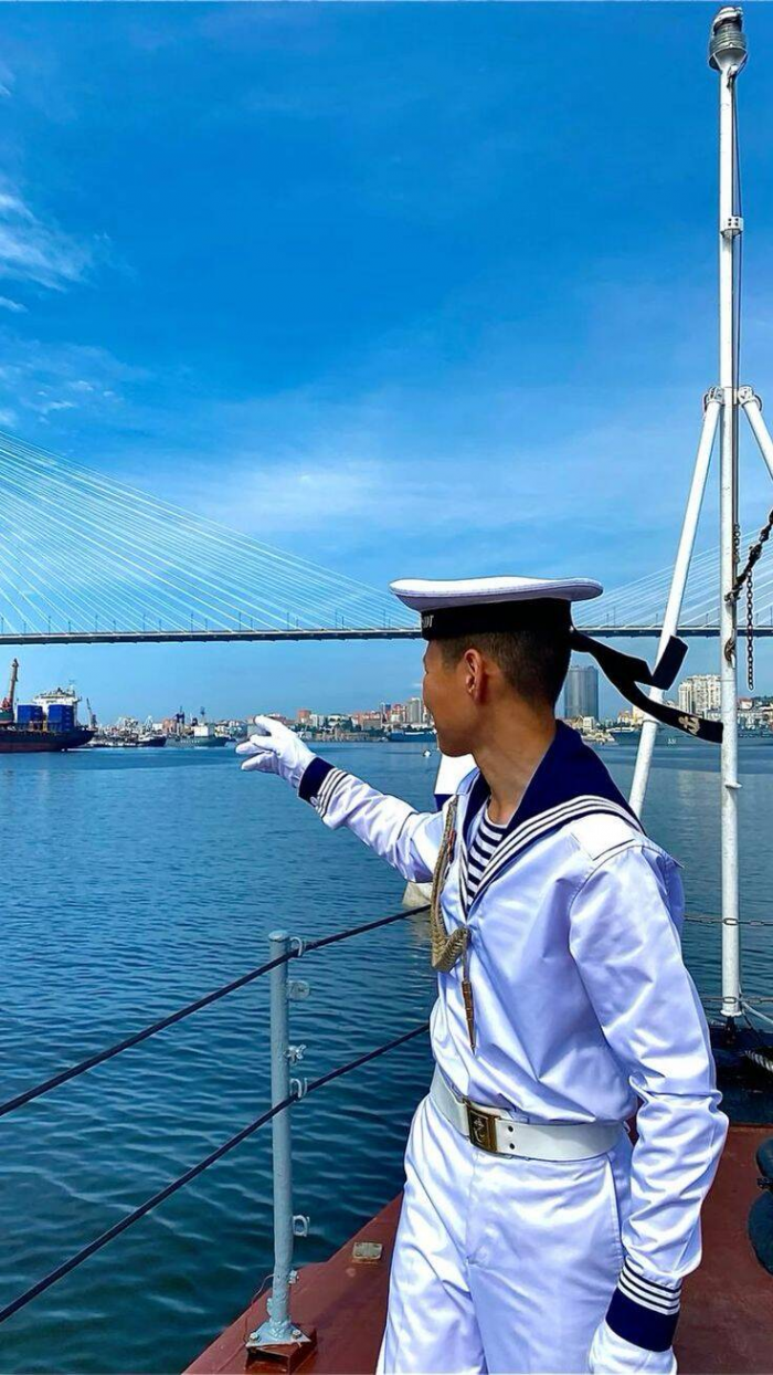 Сколько полос на тельняшке, и еще несколько вопросов о рубашке моряков