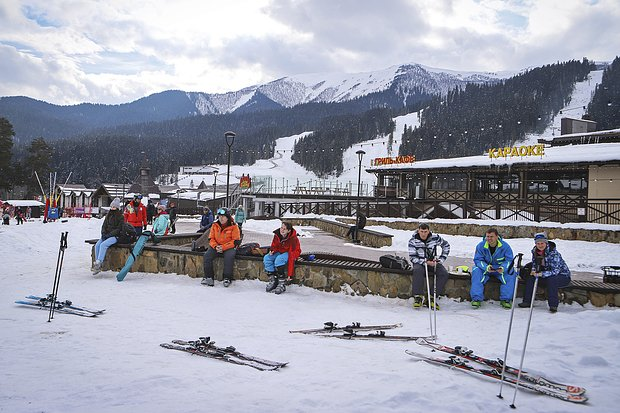 Отдых на горнолыжном курорте «Архыз» в Карачаево-Черкесии: цены в сезоне 2025-2026, трассы, как добраться