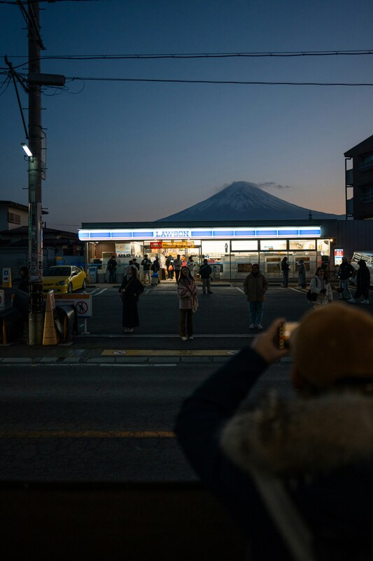 Японские магазины комбини становятся новой туристической достопримечательностью