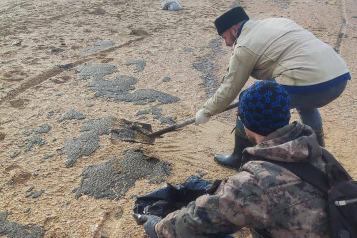 Сколько мазута может всплыть в Черном море к лету?