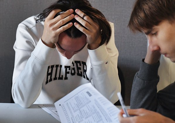 Как правильно пишется слово «полдня»: слитно, раздельно или через дефис