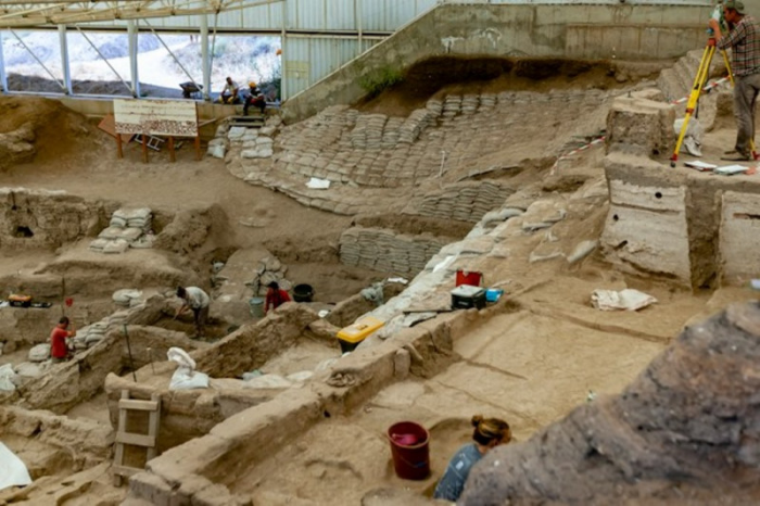 2800 лет назад в Африке построили многоэтажку. Кем были ее создатели?