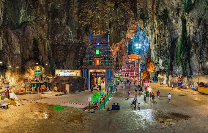 Соляная шахта и Молочный Грот: 8 самых запоминающихся подземных сооружений на планете