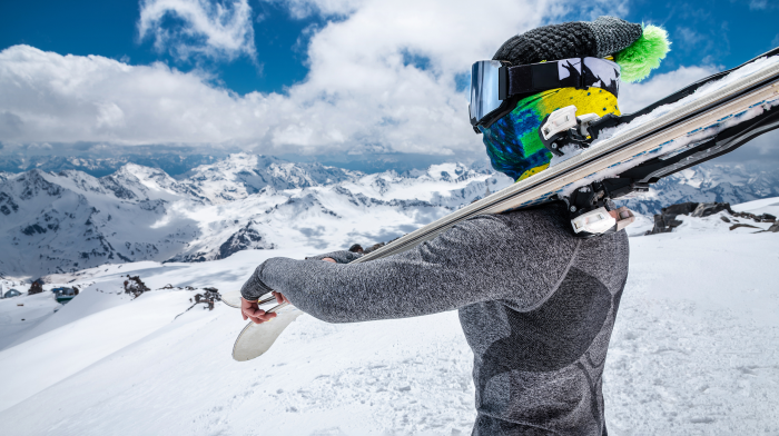 Топ-10 лучших горнолыжных курортов России для отдыха зимой 2025–2026