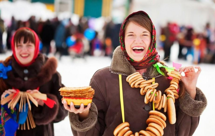 Когда начинается Масленица в 2026 году: все традиции масленичной недели по дням