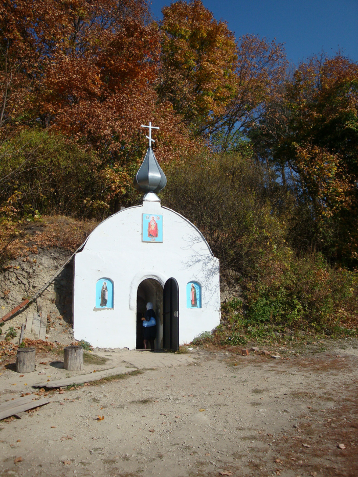 7 пещерных монастырей в России