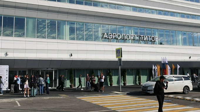 Ну, полетели! Как выглядит новый терминал аэропорта Барнаула, заполненный пассажирами